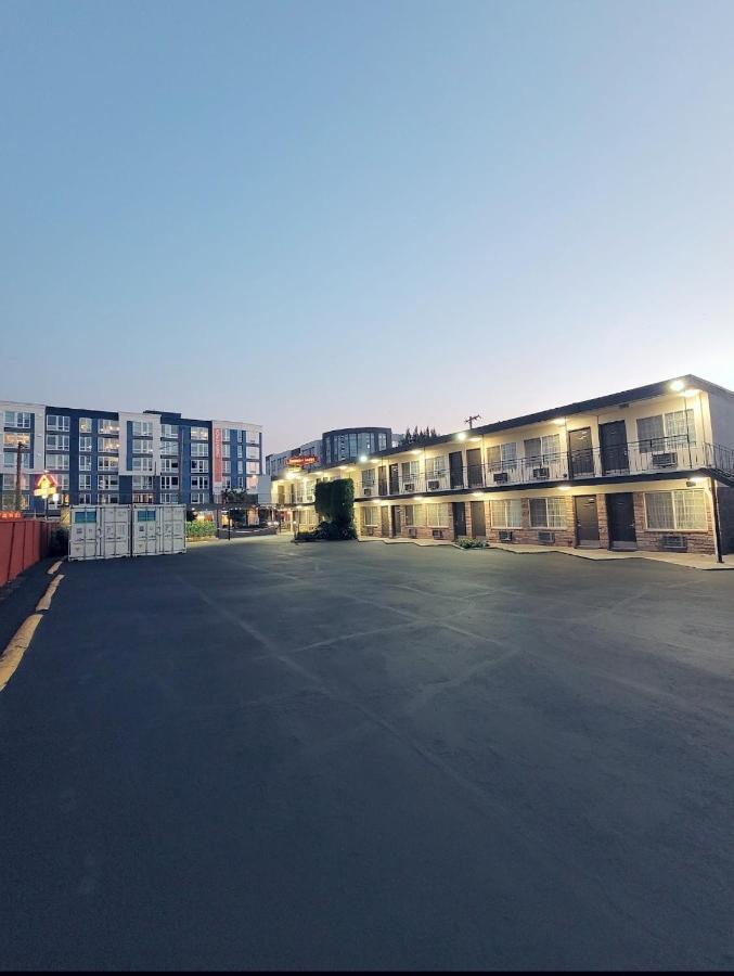 Executive Lodge Портленд Экстерьер фото